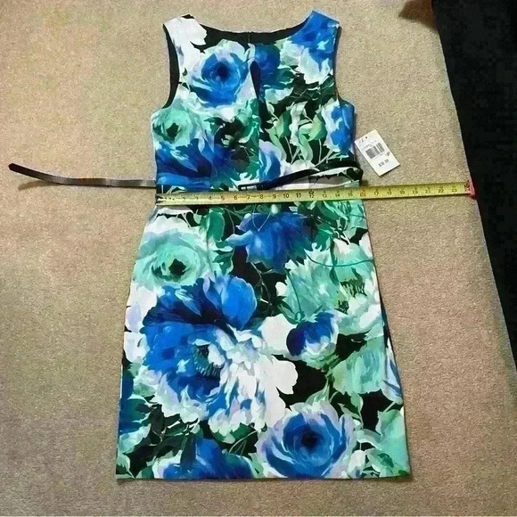 Connected Apparel NWT Blue Multi Floral Keyhole Belted Sheath Dress Size 10P - Picture 9 of 13